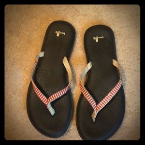 Sanuk Flip Flops